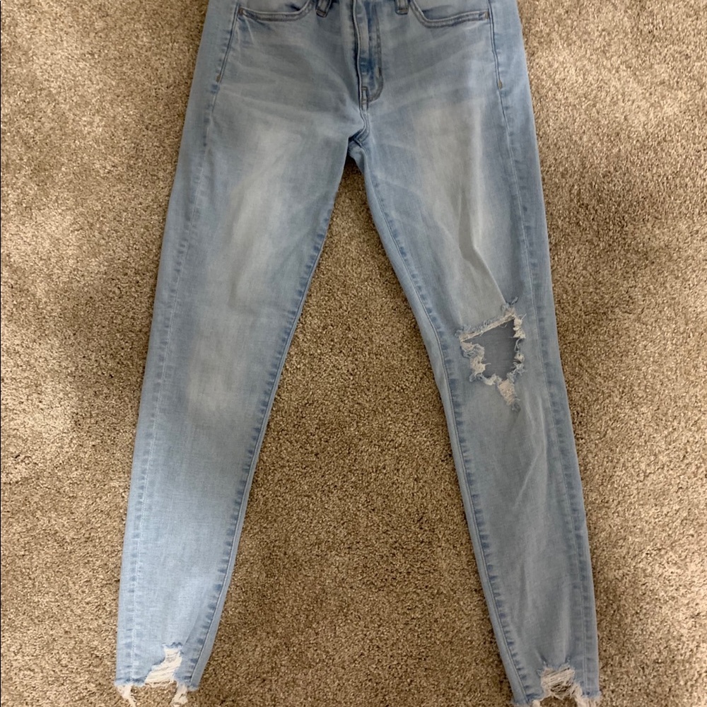 American eagle distressed skinny jeans